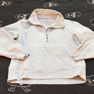 Lululemon Light heather Gray Half-Zip long scuba sz M/L
